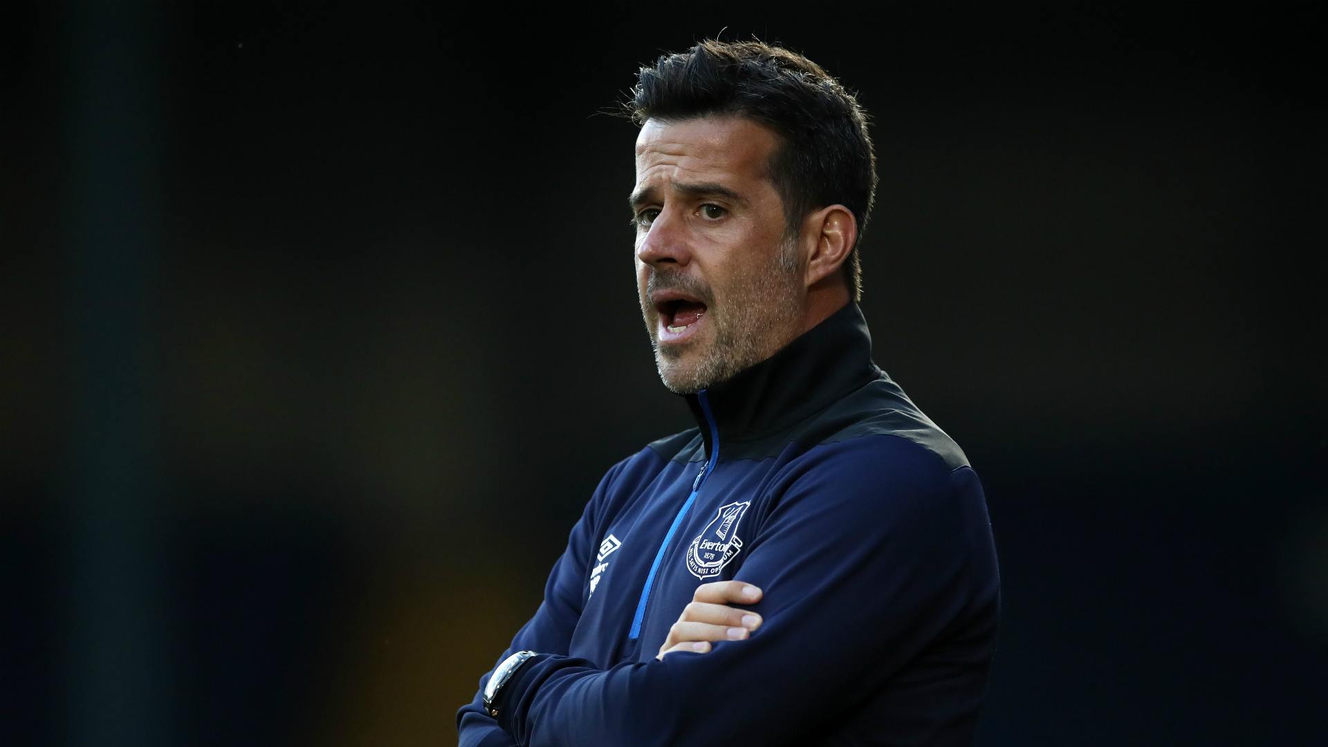 的前锋在随 的前锋在随