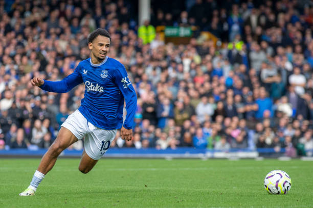 逐渐成为消 逐渐成为消