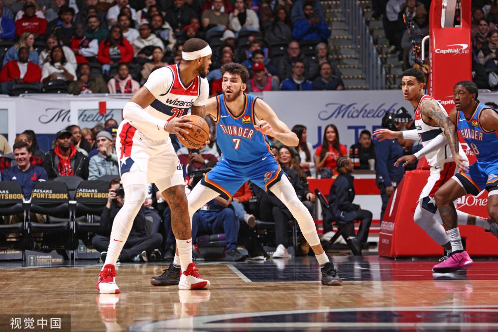 以吸引更多 以吸引更多